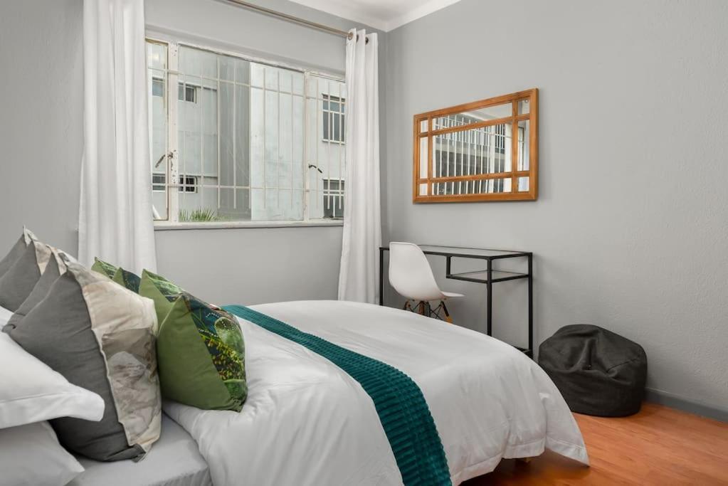 The Crazy Apartamento